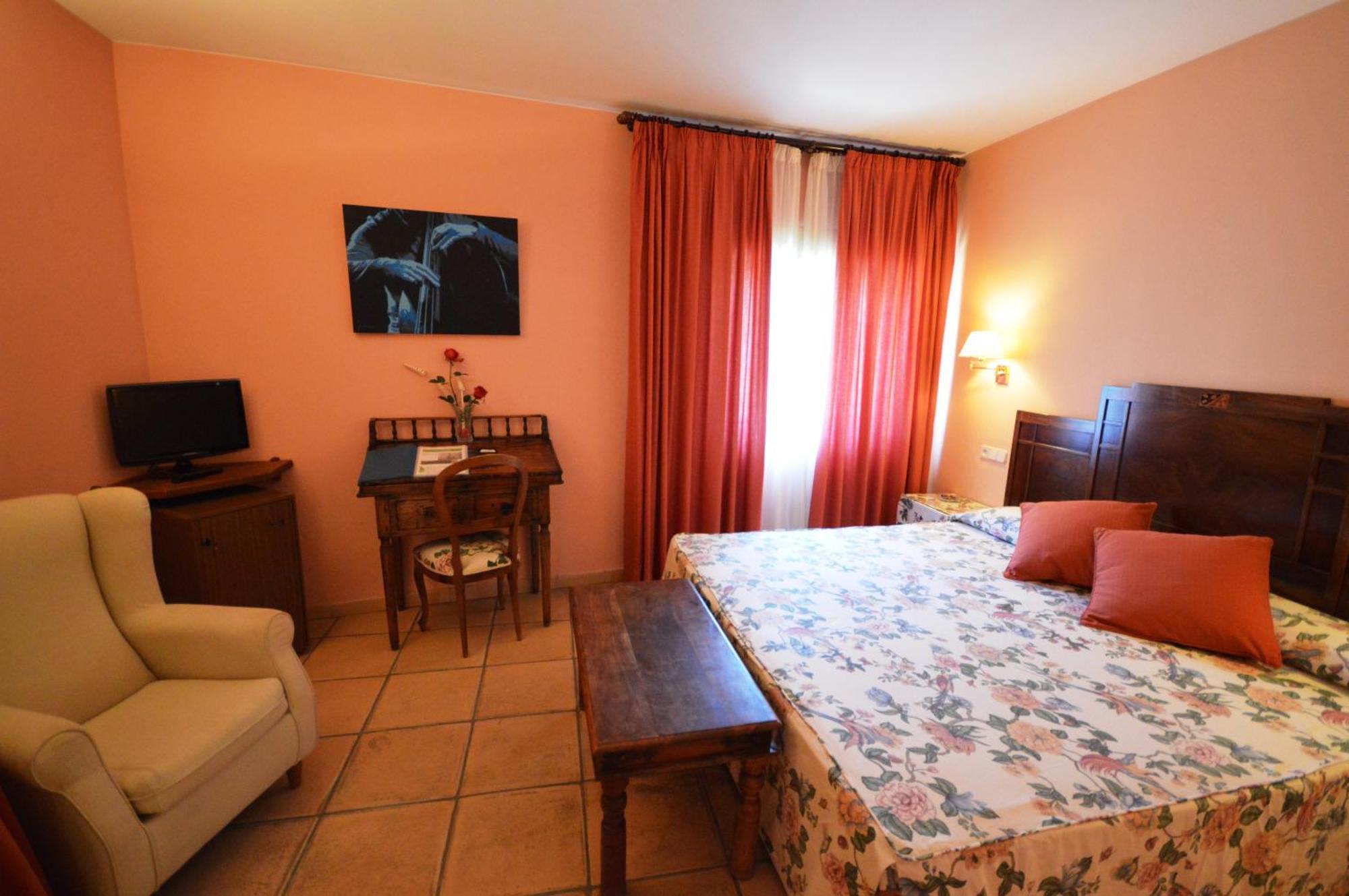 Hotel Can Ceret Sant Pere Pescador Quarto foto