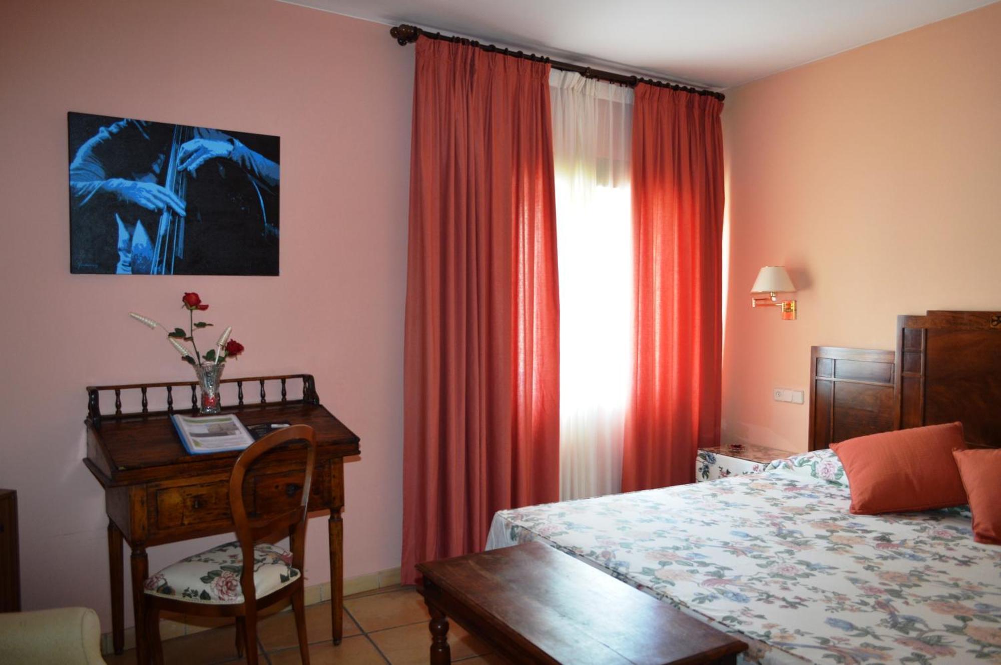 Hotel Can Ceret Sant Pere Pescador Quarto foto